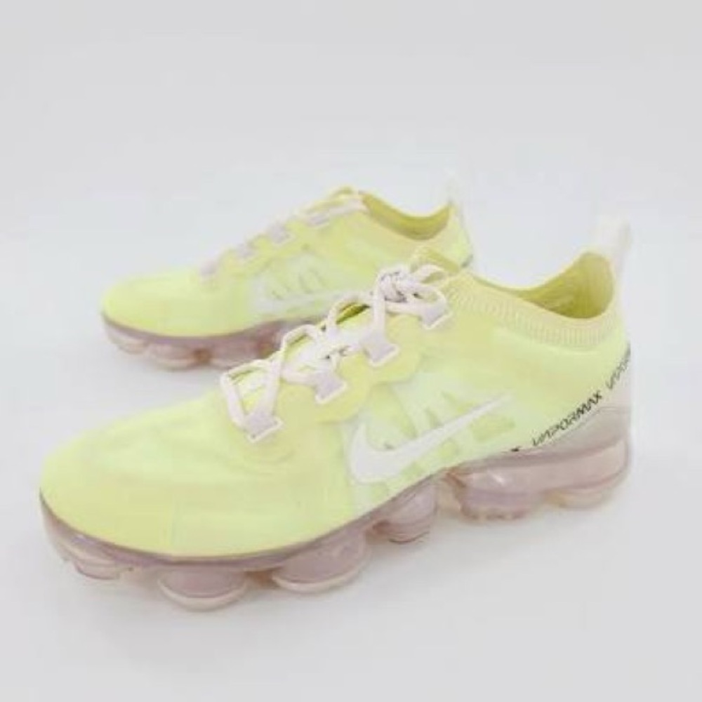 Nike VaporMax Sneakers